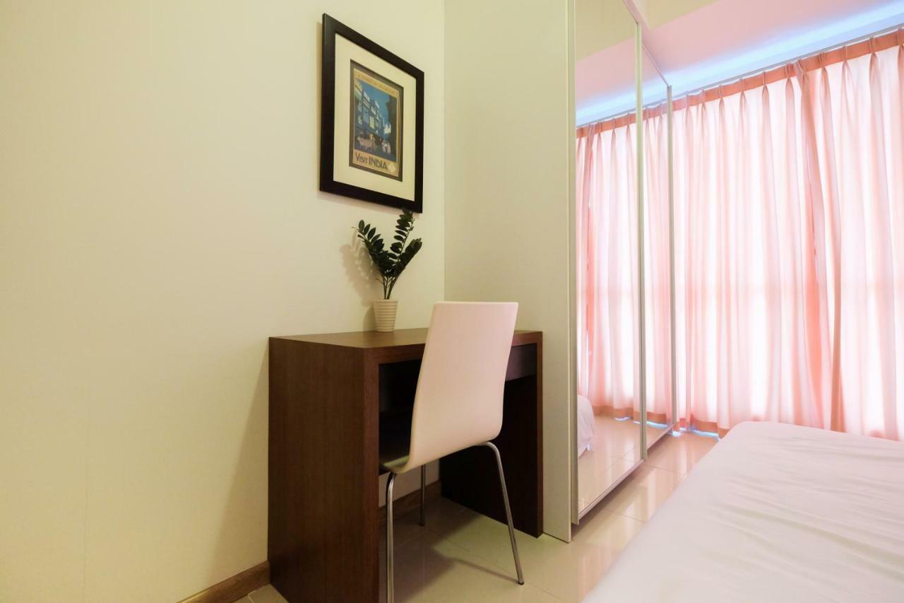 ג'קרטה Homey 2Br Apartment At Casa Grande Residence By Travelio מראה חיצוני תמונה